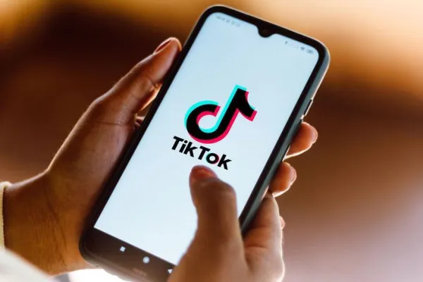 Cara melihat riwayat tontona di Tiktok. (Pinterest)