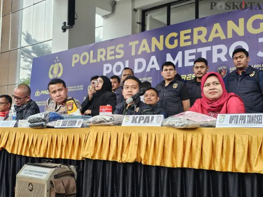 Konferensi pers kasus tindakan asusila terhadap anak di bawah umur di Tangerang Selatan. (Poskota/Veronica)