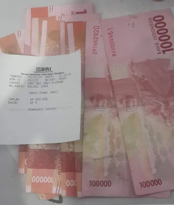 Bansos Rp800.000 BPNT telah cair via rekening KKS BRI, cek saldonya sekarang. (Tangkap layar/Facebook/@Info Bansos PKH)