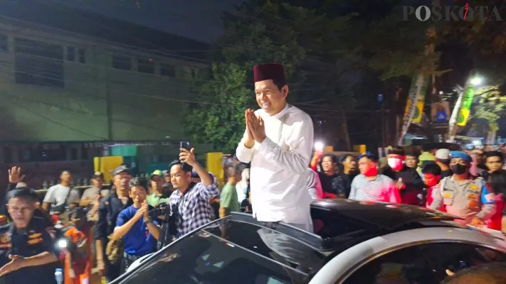 Dedi Mulyadi dinyatakan KPU Jabar meraih suara terbanyak di Pilkada Jawa Barat 2024 bersama pasangannya Erwan Setiawan.. (Poskota/Ihsan)