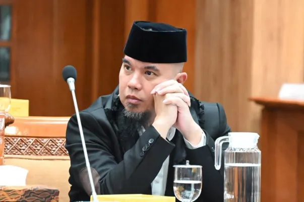 Terungkap alasan Ahmad Dhani memilih tidak menggunakan hak suaranya di Pilkada Jakarta 2024.(Instagram/@ahmaddhaniofficial)