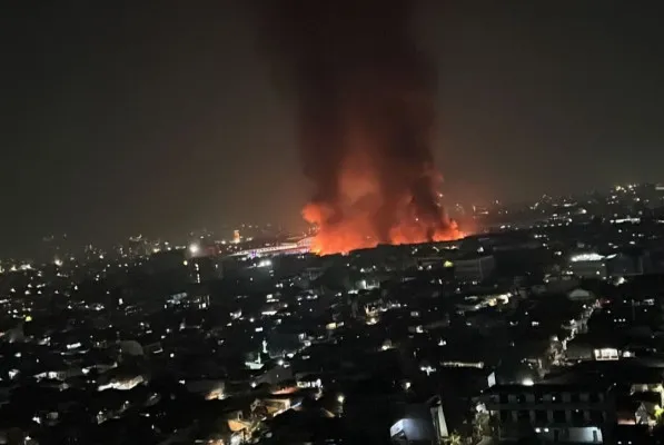 Kebakaran hanguskan ratusan rumah di permukiman padat penduduk kawasan Manggarai, Jaksel. (Dok. Damkar)