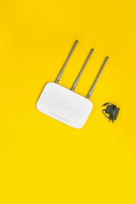 Begini cara mempercepat jaringan WiFi yang ada dirumah. (Pexels/Aditya Singh)