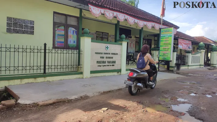 Gedung Puskesmas Pagelaran di Desa Pagelaran, Kecamatan Pagelaran, Pandeglang. (Poskota/Samsul Fatoni)