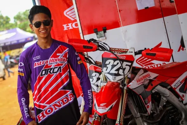 Crosser nasional Delvintor Alfarizi. (Foto/ahrt)