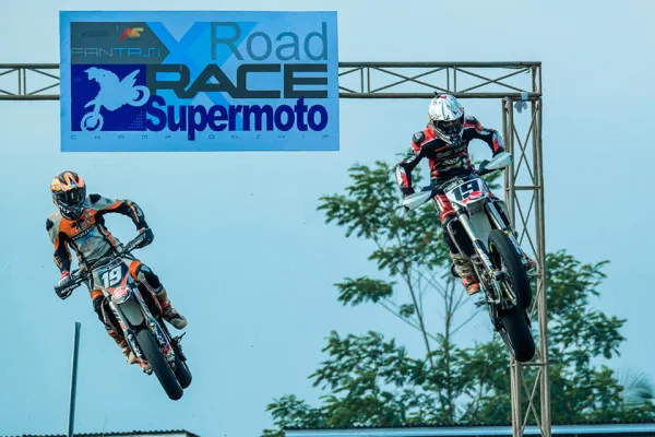 Gelaran balap FantasiX Roadrace Supermoto harus diundur dampak Covid-19 yang kembali meningkat. (Foto/istimewa)