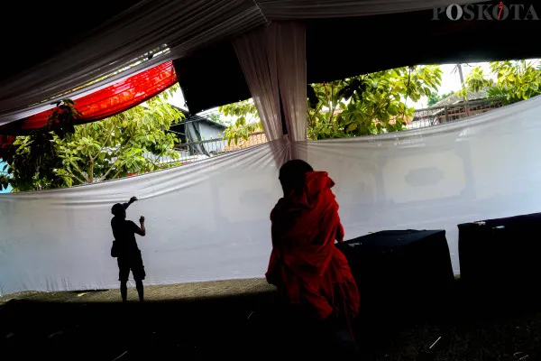 Persiapan TPS 046 Tempat Cagub Jakarta Pramono Anung Gunakan Hak Pilih