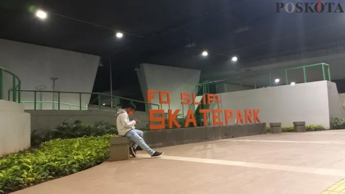 Taman FO Slipi Skatepark yang berlokasi di Jalan Palmerah Selatan, Gelora, Tanah Abang, Jakarta Pusat. (cr01)