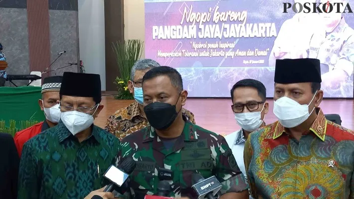 anglima Kodam Jaya Mayjen TNI Untung Budiharto. (foto: poskota/ rizal)