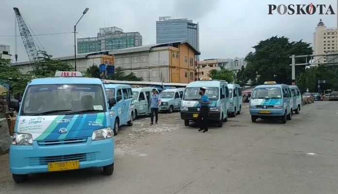 Kondisi Terminal Bus Senen saat ini, Minggu (13/2/2022) (foto: poskota/ adam)