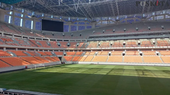 Kondisi stadion JIS yang sedang dalam proses pembangunan. (pandi)