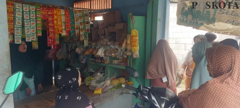 Warung sayuran lokasi lansia tewas ditusuk pemuda di Depok. (Angga)