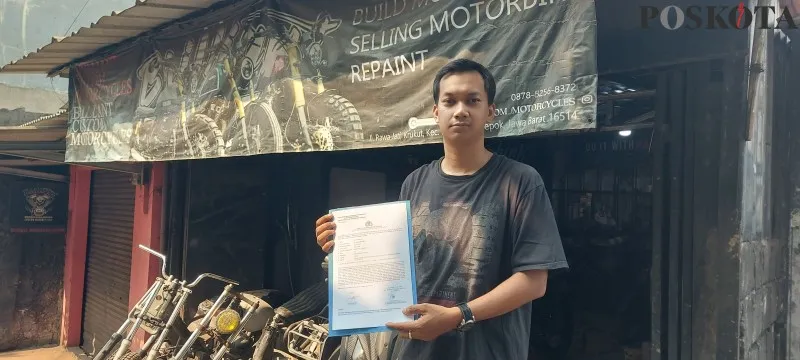 Pemilik bengkel motor costem di Depok melaporkan kasus Instagram di hacker hingga berujung penipuan. (Angga)