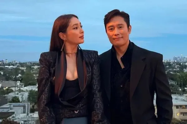 Lee Min Jung dan Lee Byung Hun bakal punya anak kedua (Foto: Soompi)