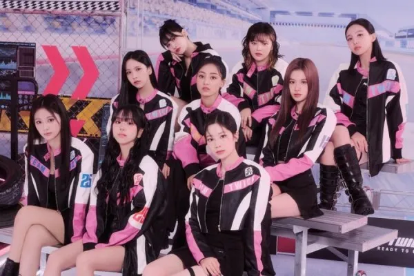 TWICE gelar konser READY TO BE in Japan Special di Stadion Nissan. (Foto/Soompi)