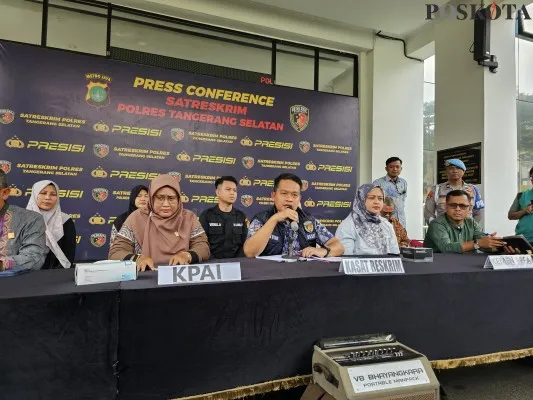 Kasat Reskrim Polres Tangsel, AKP Alvino Cahyadi saat memimpin ungkap kasus perundungan SMA Binus Internasional BSD.  (Foto/Veronica)