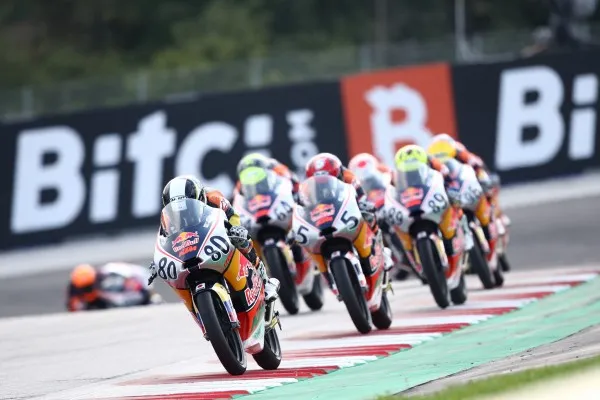 Daftar peserta Red Bull MotoGP Rookies Cup 2022 sudah diumumkan. (foto: redbullmotogprookiescup)