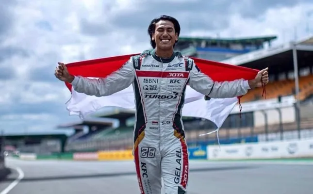 Belajar dari Prestasi Sean Gelael, Bamsoet Harap Banyak Lahir Pembalap Indonesia Berprestasi Internasional. (foto/imi)