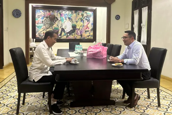 Cagub Jakarta Ridwan Kamil bertemu Jokowi di Solo, Jawa Tengah. (dok. Tim RK-Suswono)