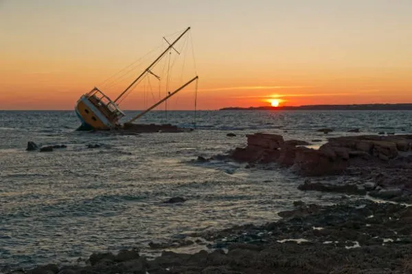 Perahu Penyelundup Migran Terbalik di Lepas Pantai Panama, 5 Orang Tewas dan 1 Lainnya Hilang (Foto/Unsplash)