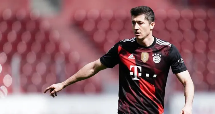 Robert Lewandowski komentari permainan apik Polandia di Piala Eropa 2020. (foto:istimewa)