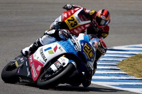 Dimas Ekky Pratama berhasil finish posisi 8 di race 1 dan posisi 9 di race 2 pada CEV Moto2, Jerez 2021. (foto/SAG)