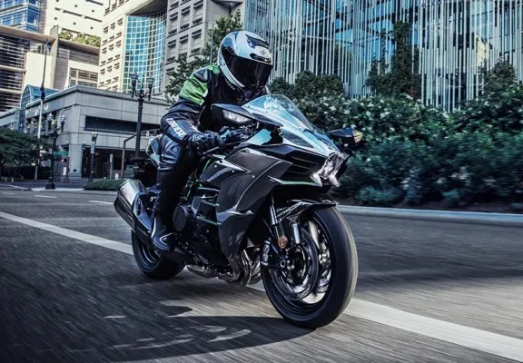 Ninja H2 R, Hypersport andalan dari Kawasaki. (foto/kawasaki)