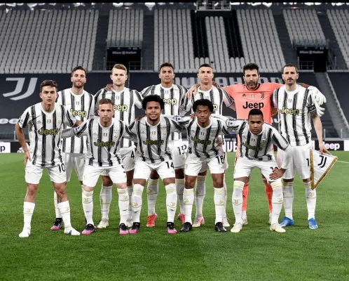 Tim Juventus. (foto: twitter/ @Cristiano)