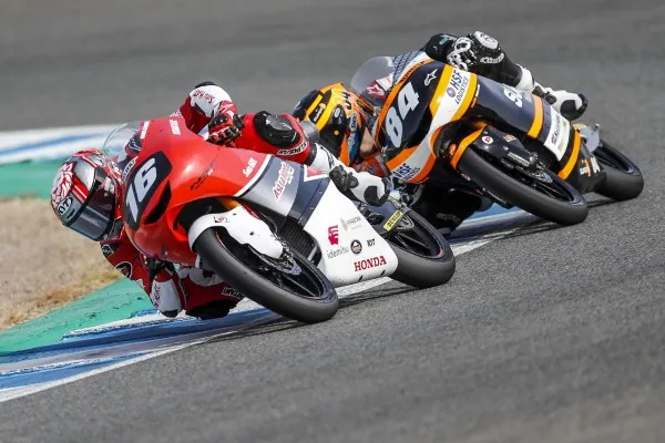 Mario Suryo Aji finish di posisi 8 pada CEV Moto3, Misano.(foto/ahm)