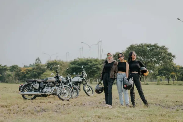 Tips Tetap Cantik Buat Lady Bikers. (foto/istimewa)