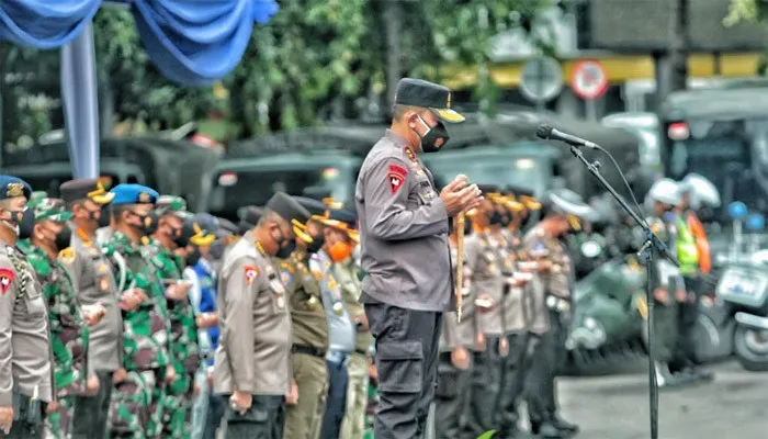 Suasana upacara pembukaan Operasi Zebra Jaya 2021 di Lapangan Presisi Polda Metro Jaya, Senin (15/11/2021)