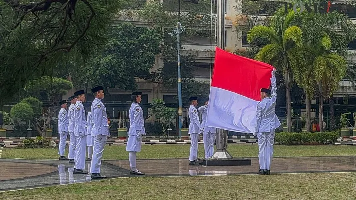 Ilustrasi - Susunan Upacara Hari Pahlawan 2025. (Sumber: Poskota/Ahmad Tri Hawaari)