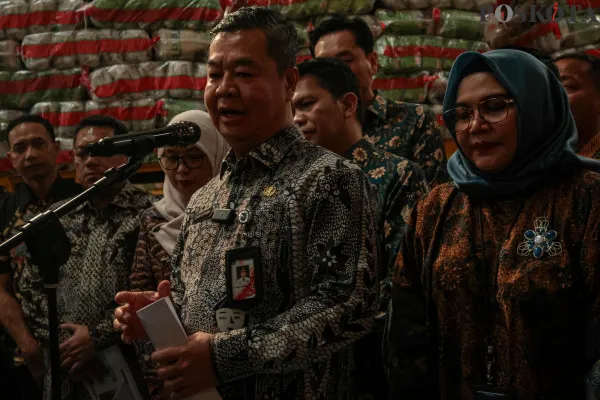 PJ Gubernur DKI Jakarta Tinjau Stok Beras Jelang Nataru