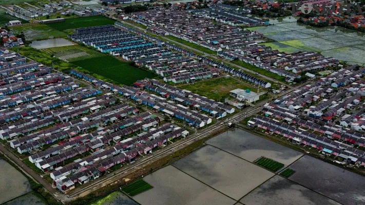 Foto udara perumahan KPR bersubsidi di Bekasi, Jawa Barat, beberapa waktu lalu.Poskota/Ahmad Tri Hawaari