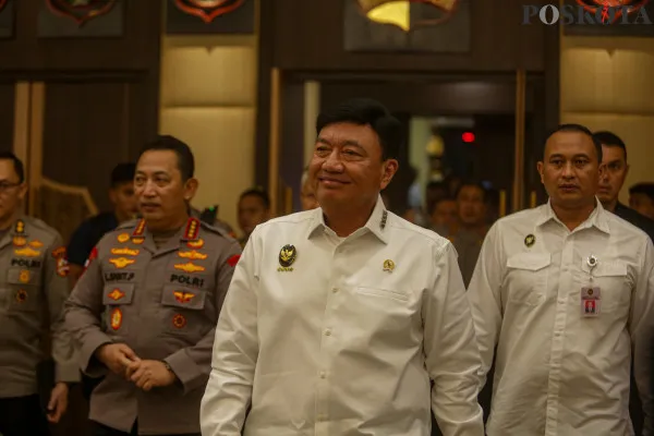 Desk Pemberantasan Narkoba mengungkapkan berhasil menangkap ribuan tersangka dalam sebulan berhasil memproses 3.608 perkara dengan mengamankan kurang lebih 3.965 tersangka serta barang bukti senilai Rp2,88 Triliun, saat gelar perkara di mabes Polri, Kamis, 5 Desember 2024. (Poskota/ Ahmad tri Hawaari).