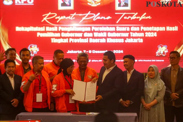 KPU DKI Jakarta menetapkan pasangan calon nomor urut 3, Pramono Anung-Rano Karno atau Si Doel meraih suara terbanyak dalam Pilgub Jakarta 2024.  (Poskota/ Ahmad tri Hawaari)