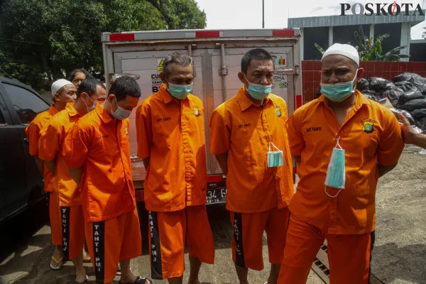 Proses pemusnahan barang bukti Narkoba jaringan Internasional di RSPAD Gatot Subroto, Senen, Jakarta Pusat, Kamis, 12 Desember 2024. (Poskota/ Ahmad Tri Hawaari)