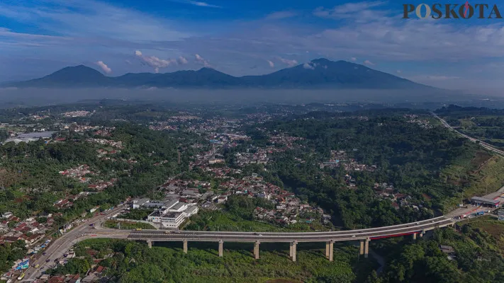 Tak Jauh Dari Jakarta, Berikut Rekomendasi Destinasi Wisata di Bogor Cocok Dikunjungi Saat Libur Sekolah dan Tahun Baru(Foto: Poskota/Ahmad Tri Hawaari)