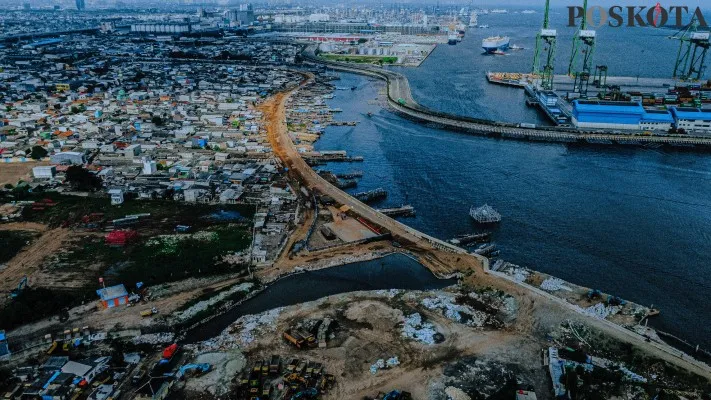 Giant sea wall (Poskota/Ahmad Tri Hawaari)