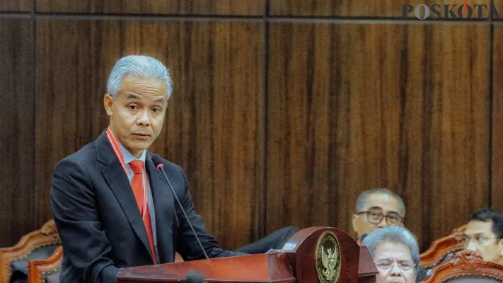 Ketua DPP PDIP Ganjar Pranowo menanggapi biasa saja mengenai Kekalahan pasangan calon (paslon) gubernur dan wakil gubernur nomor urut 1, Andika Perkasa-Hendrar Prihadi pada Pilkada Jawa Tengah 2024.Poskota/Ahmad Tri Hawaari