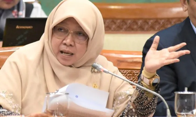 Anggota Komisi XI DPR RI, Anis Byarwati menilai RUU Ekonomi Syariah dapat meningkatkan ekonomi nasional. (foto/dok pribadi)