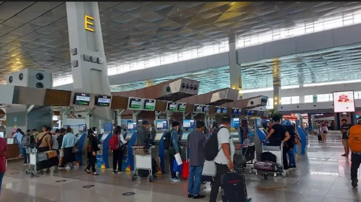 Suasana di Terminal E Kedatangan International Bandara Soekarno-Hatta.