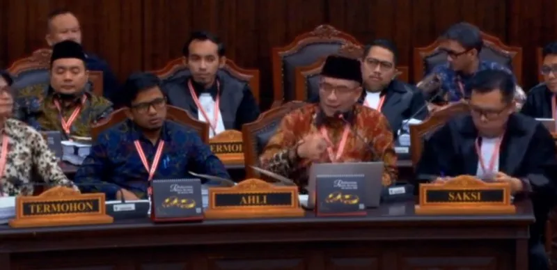 Komisioner KPU dalam sidang MK. (tangkapan layar)