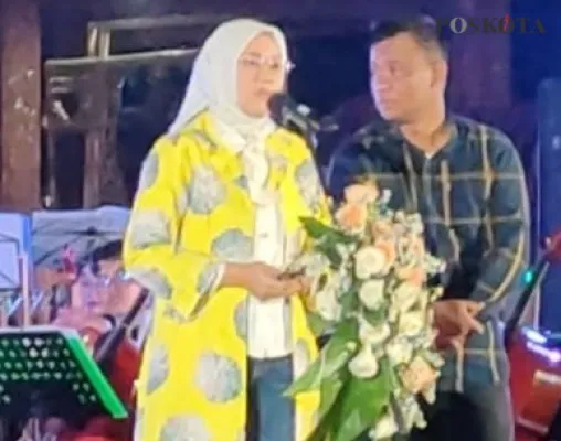 Anne Ratna Mustika dan H Aming, Bupati dan Wakil Bupati Purwakarta periode 2018-2023 di acara pisah sambut jabatannya ke Penjabat Bupati Purwakarta. (dadan)