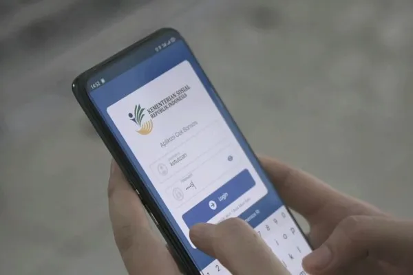 Daftar online melalui aplikasi Cek Bansos memudahkan calon KPM. (kemensos.go.id)