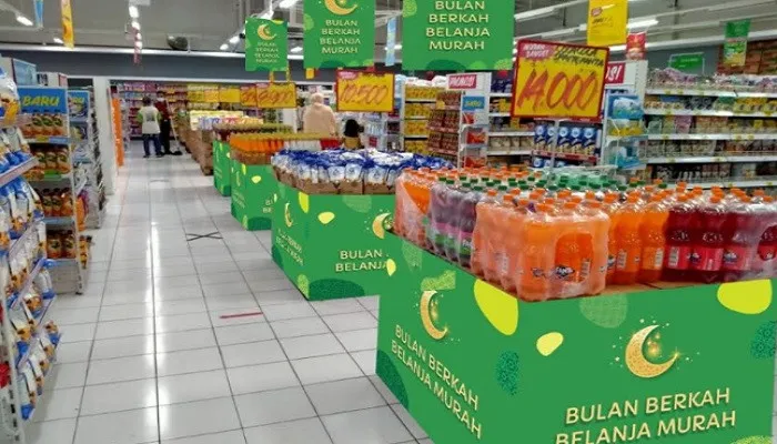 Sejumlah produk yang mendapatkan diskon besar-besaran di tempat perbelanjaan di Depok. (ist)