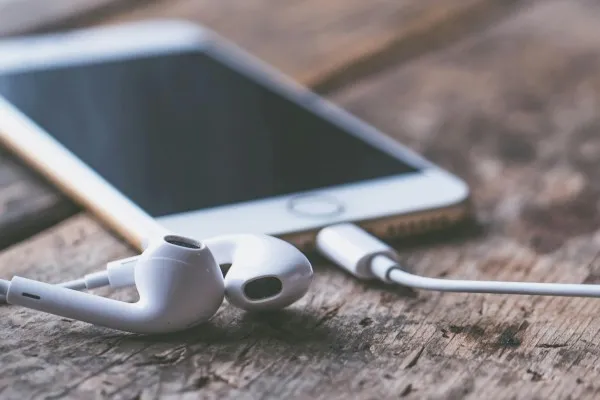 Link download lagu MP3 lengkap yang paling populer tahun 2024 Foto: pexels