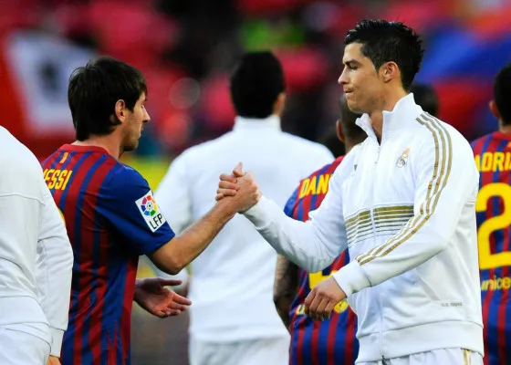 Laga El Clasico era Lionel Messi dan Cristiano Ronaldo selalu berlangsung panas. (X/@skworldfootball)