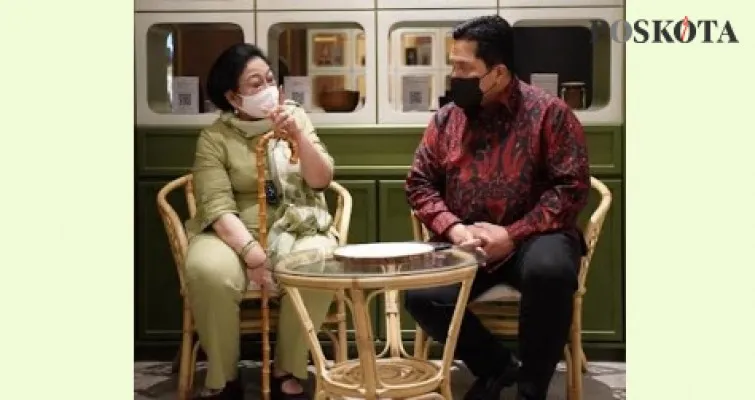 Menteri BUMN Erick Thohir bersama mantan presiden Megawati Soekarnoputri saat mengunjungi Mall Sarinah. (foto: wanto/Poskota)