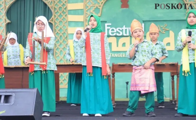 Festival Maulid Kota Tangerang yang digelar Pemerintah Kota (Pemkot) Tangerang melalui Dinas Pemuda dan Olahraga (Dispora), di Stadion Mini Sudimara Barat, Kecamatan Ciledug. (Iqbal)